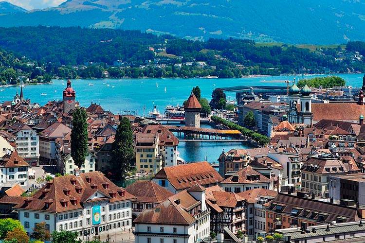 Lago Lucerne Suiza