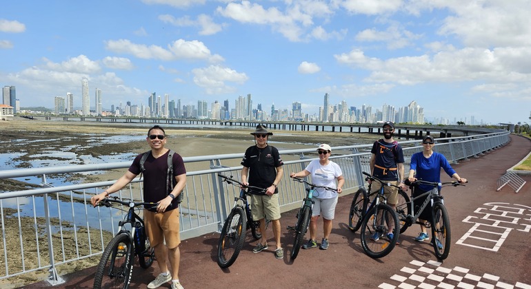 bike tour in panama city and old town 01